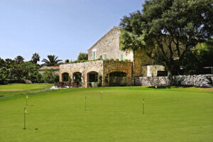 pula putting green