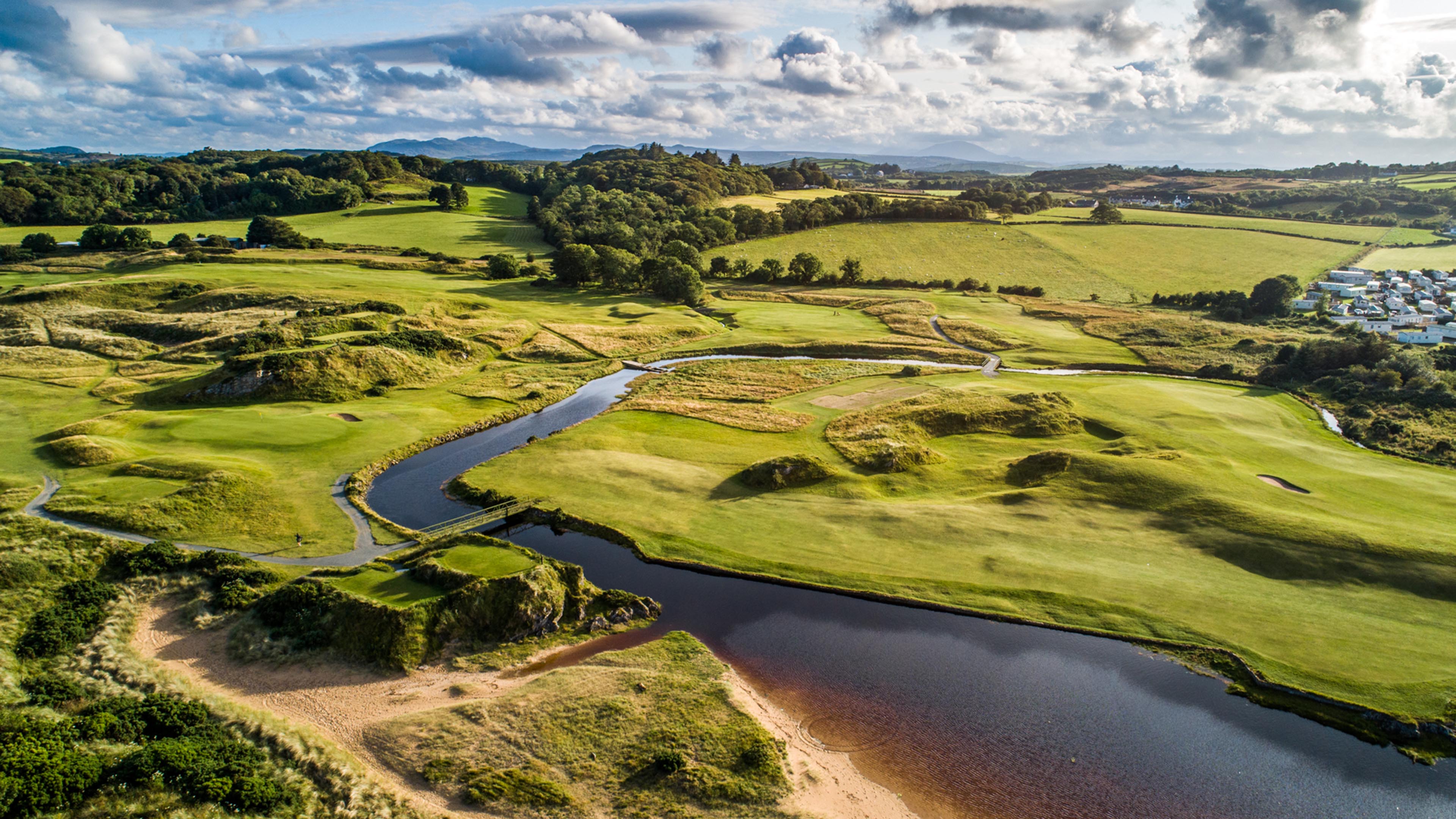 Irland_Golfplatz_Draufsicht