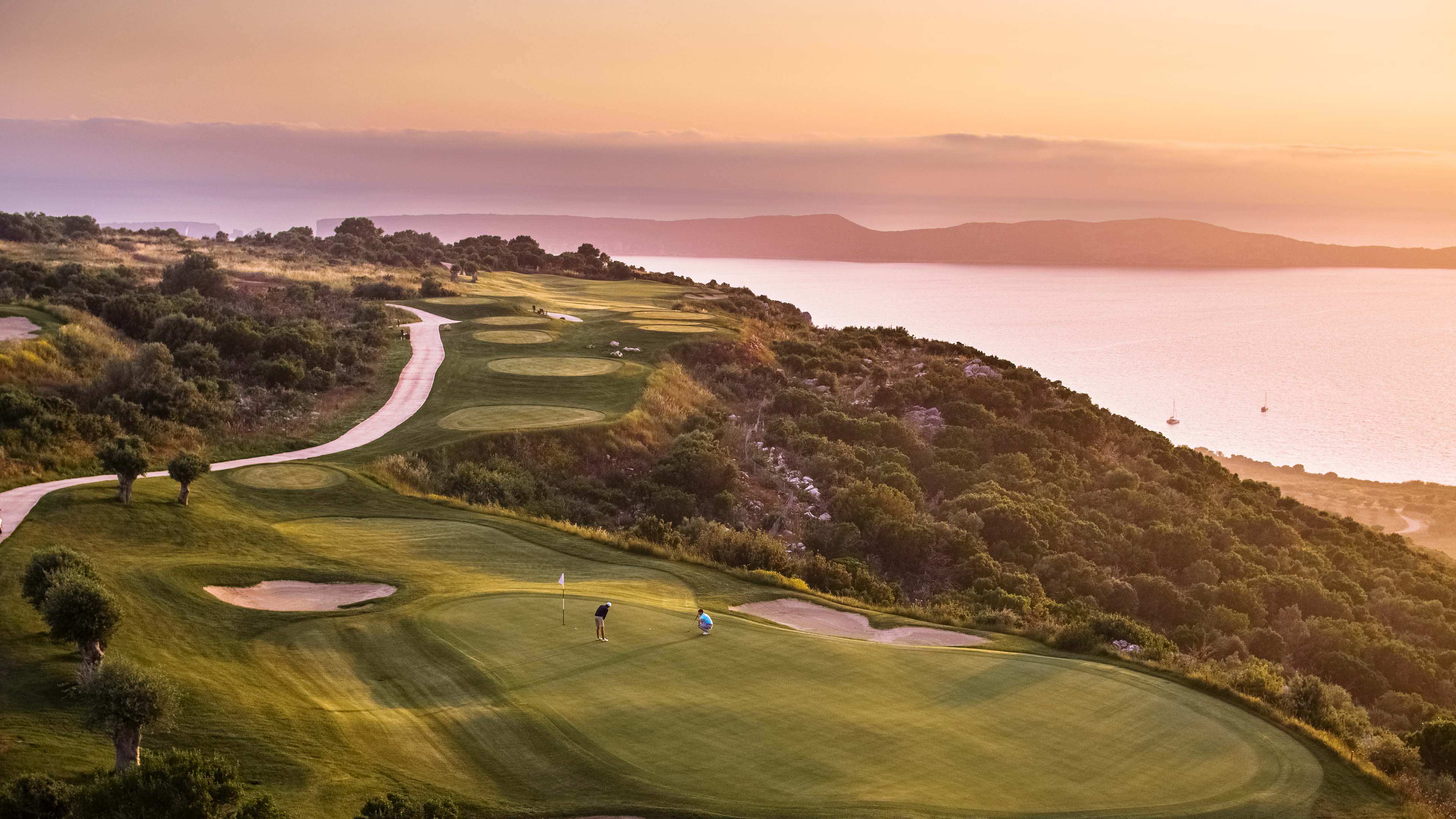 griechenland kalamata costa navarino resort the olympics green