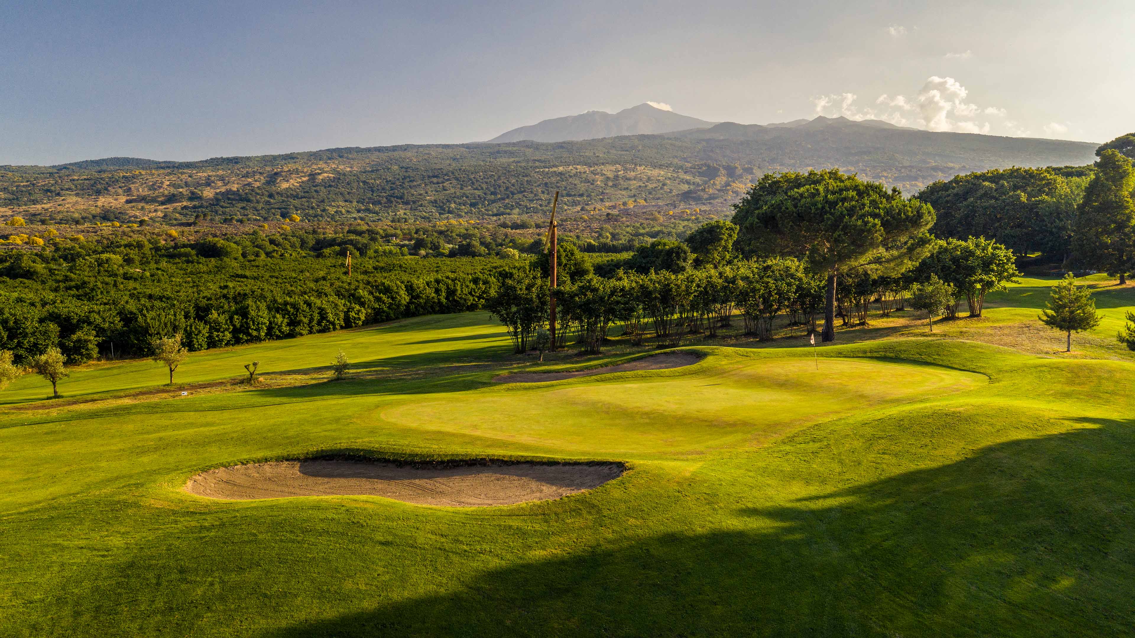 Golfplatz_im Sommer